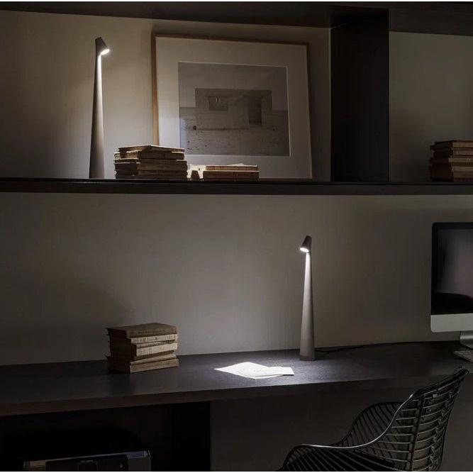 Nordisk Minimalistisk LED Trådlamp Bordslampa | Veska