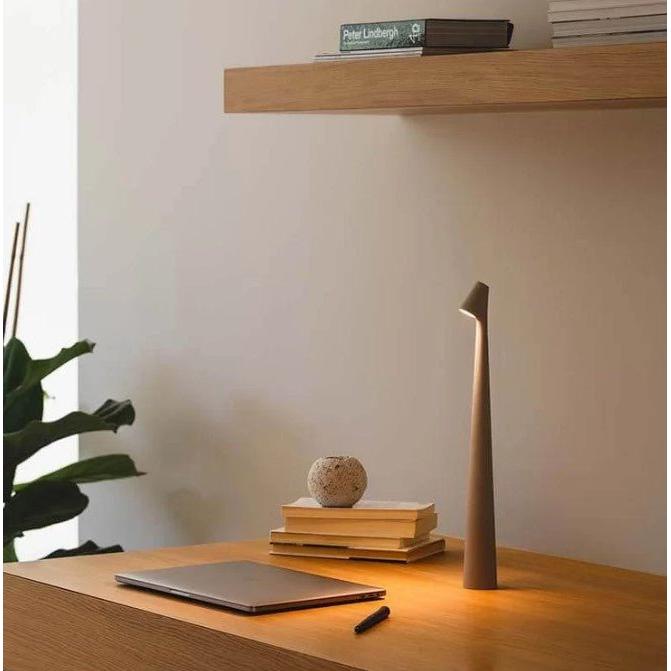 Nordisk Minimalistisk LED Trådlamp Bordslampa | Veska