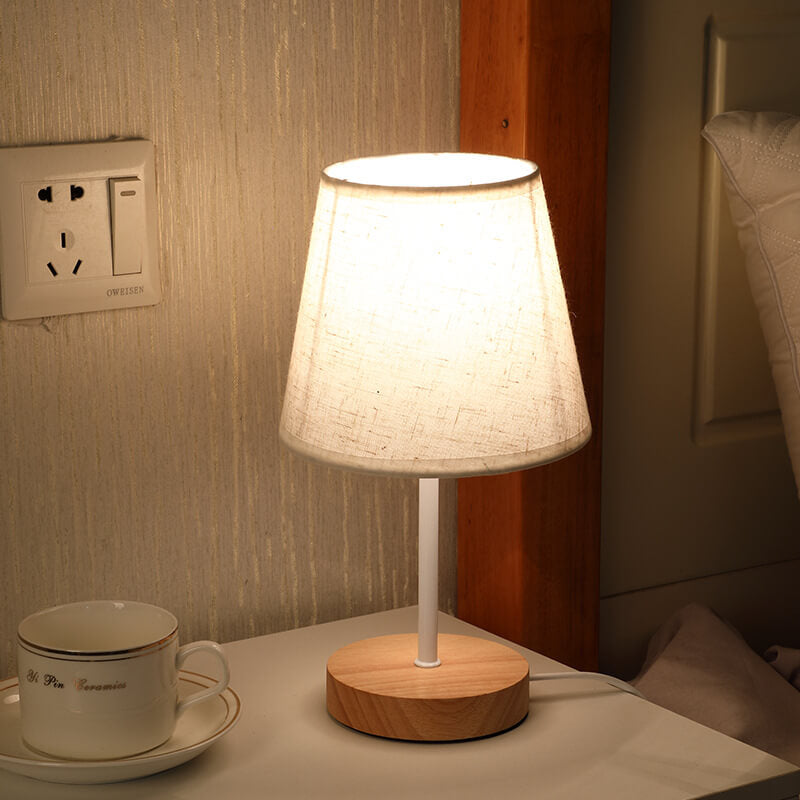 Nordisk Vintage Tyglampa Kon Solid Trä LED Bordslampa | Veska Hampa Grå