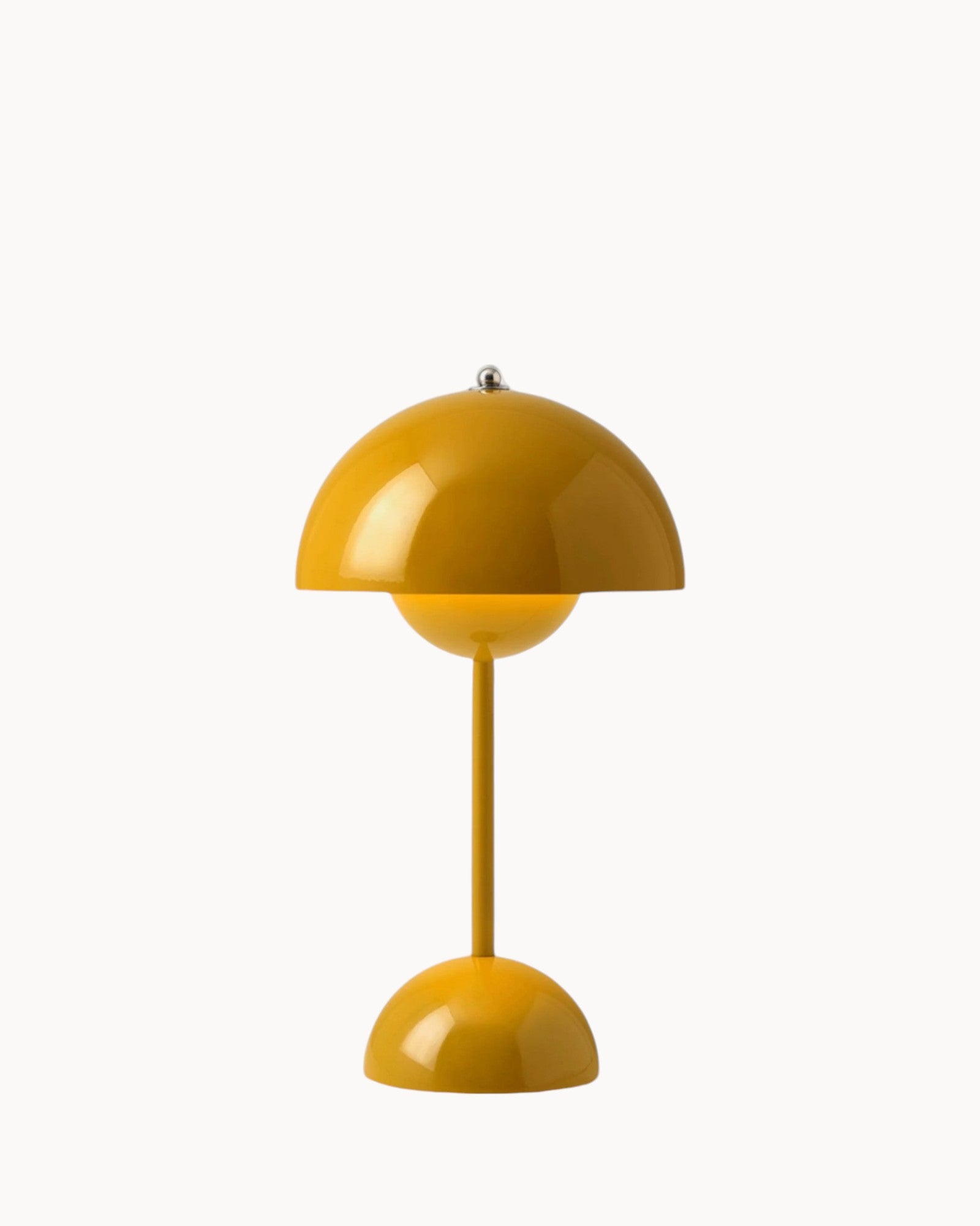 NordLight – LED Bordslampa Skandinavisk Design, dimbar och hållbar i metall | Veska
