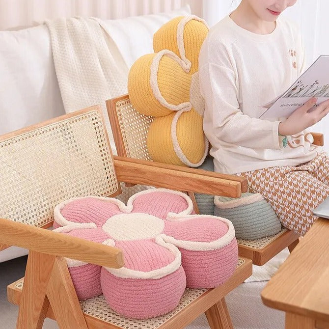 Pastell Fluffy Blomkudde | Veska
