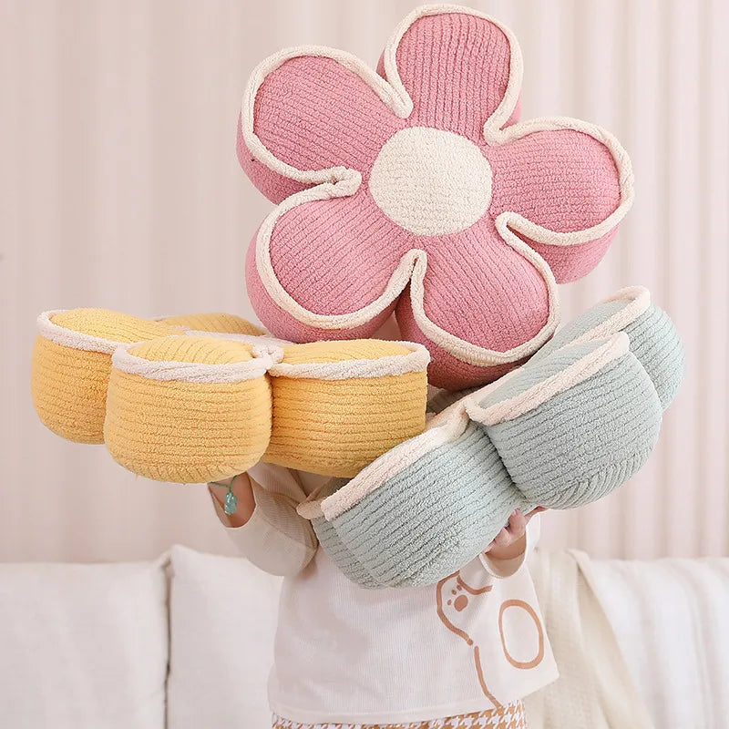 Pastell Fluffy Blomkudde | Veska Rosa 50 cm
