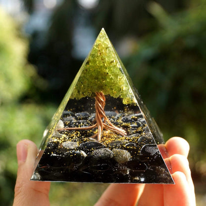Peridot & Obsidian Livets Träd Orgone Pyramide | Veska