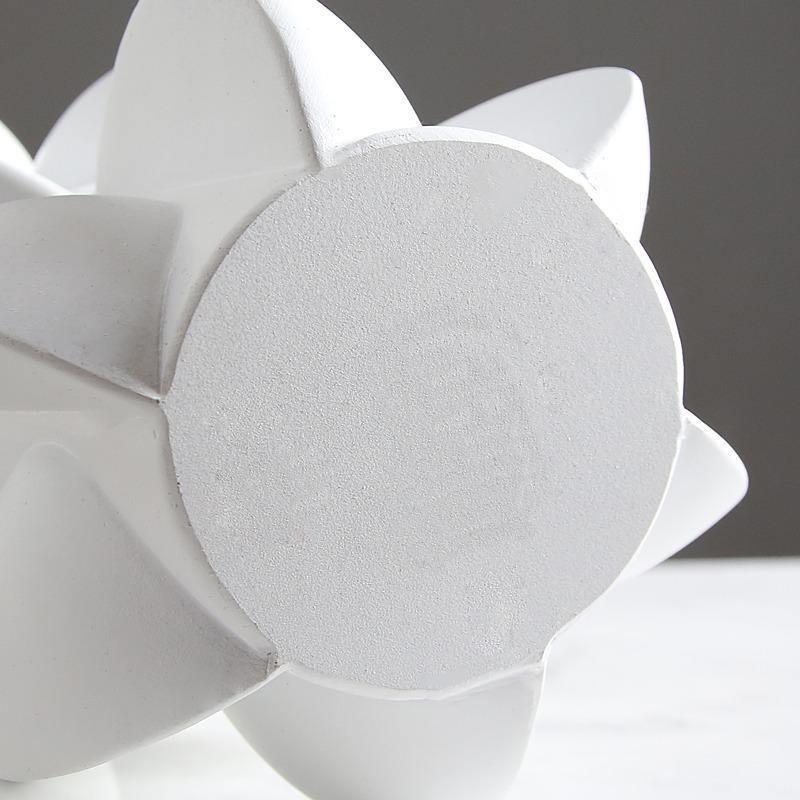 PetalForm Modern abstrakt Veskaomvas med skulpturell elegans | Veska