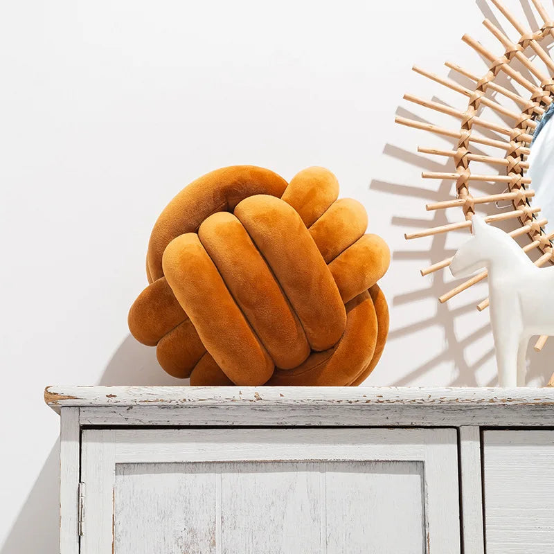 Plush Knot Kudde (Sammet) | Veska Knot karamell