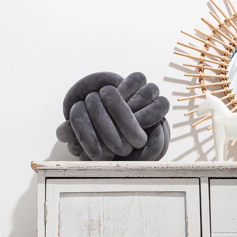 Plush Knot Kudde (Sammet) | Veska Knot mörkgrå