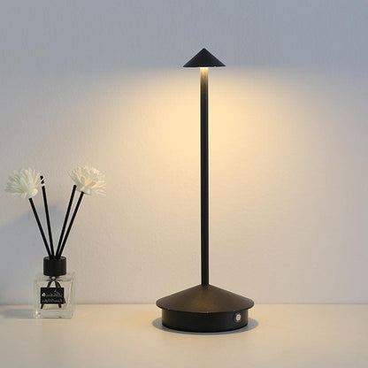 Portabel bordslampa - Sladdlös lampa inspirerad av dimbar Pina Pro | Veska Svart