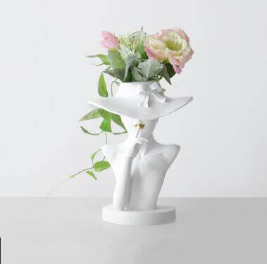 Pretty Woman Figur Blomkruka | Veska Ren vit med rosa blomma