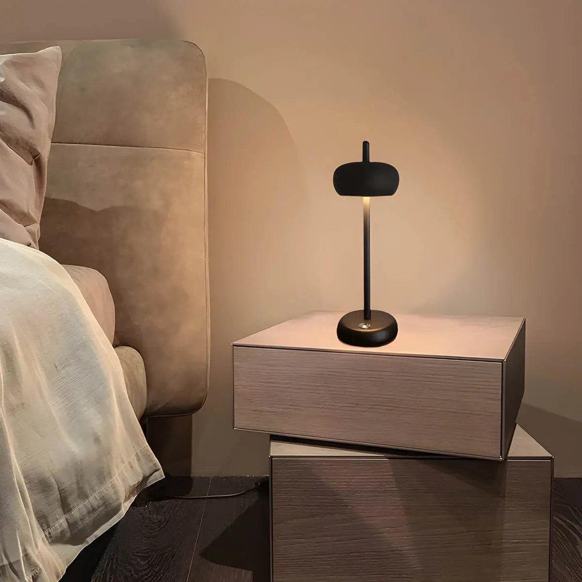 PureShine - Minimalist Bordslampa | Veska Svart