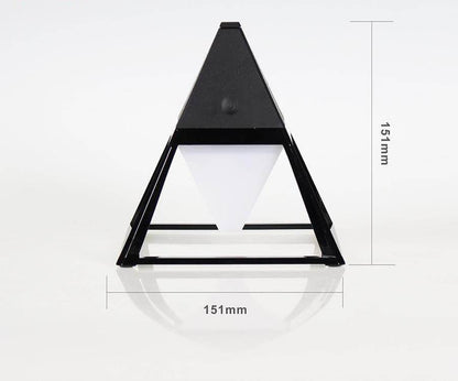 Pyramid Modern Touch Sänglamp Dekor | Veska