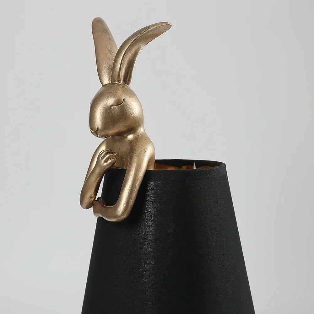 Rabbit Table Lamp – Dimbart LED Nattljus i Modern Design för Barnrum & Vardagsrum | Veska