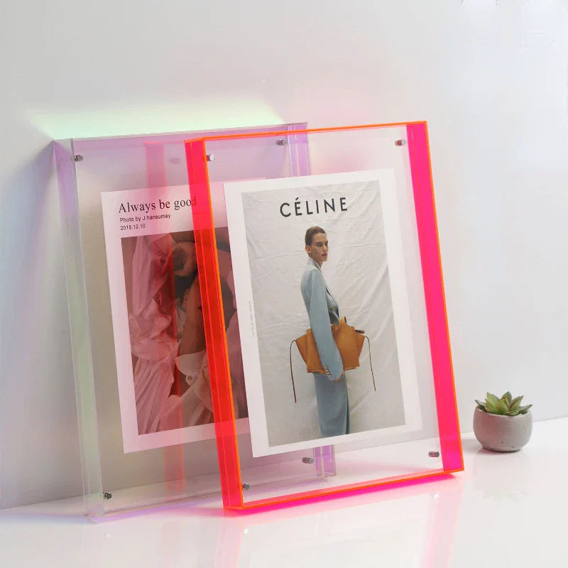 Rainbow Acrylic Frame | Veska rosa 11x14cm