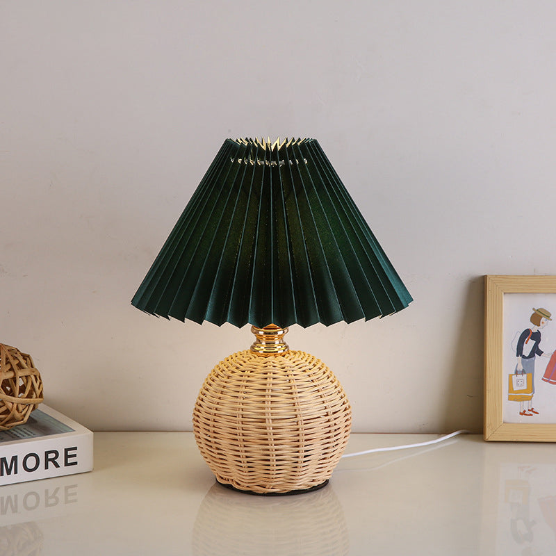 RattaLume Nordic LED Bordslampa | Vävd Rattan & Fällbar Tygytter | Stämningsljus | Dekor för Sovrummet | Veska Mörk grön 5V