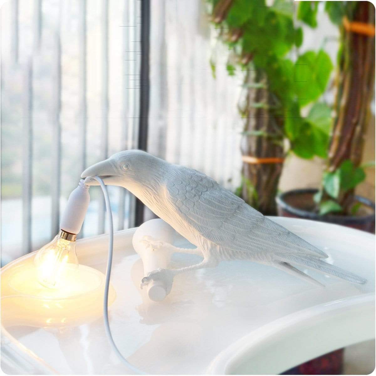 Raven Vägglampa | Veska