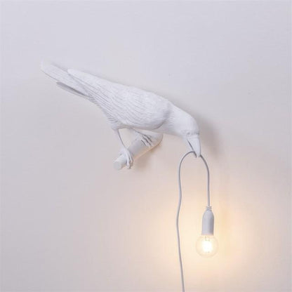 Raven Vägglampa | Veska Vit höger