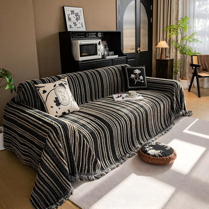 Regal Stripes Chenille Sofföverdrag | Veska Ebony pinstripe