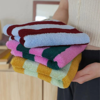 Retro Randig Ren Bomull Handdukar – Mjuk & Absorberande | Veska