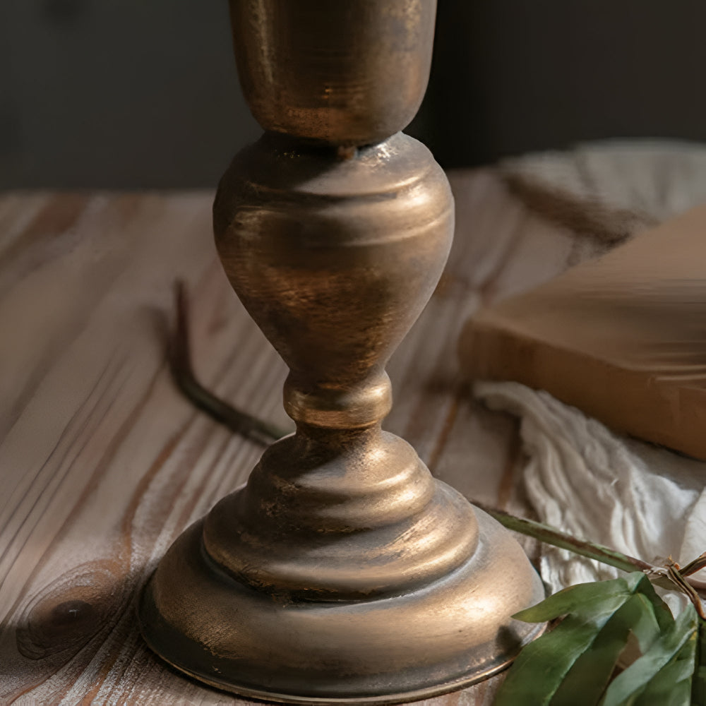 Royal Antique Charm Vase | Veska
