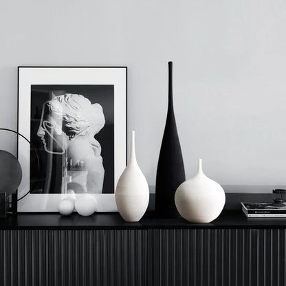Royelux Minimalist Zen Keramisk Vas Svart-vit Harmoni | Veska