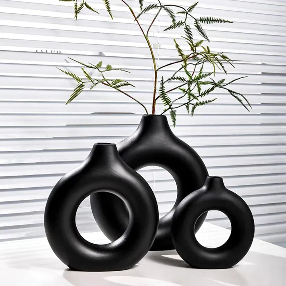 Royelux Nordic Hollow Ceramic Vase - Nutida Dekorativ Mästerverk | Veska