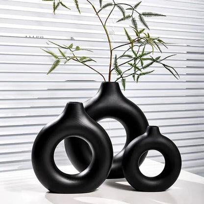 Royelux Nordic Hollow Ceramic Vase - Nutida Dekorativ Mästerverk | Veska