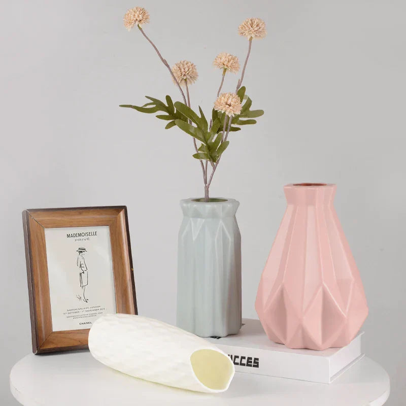Royelux Nordic Keramisk Plast Vaso - Elegant Modern Hem och Event Dekoration | Veska