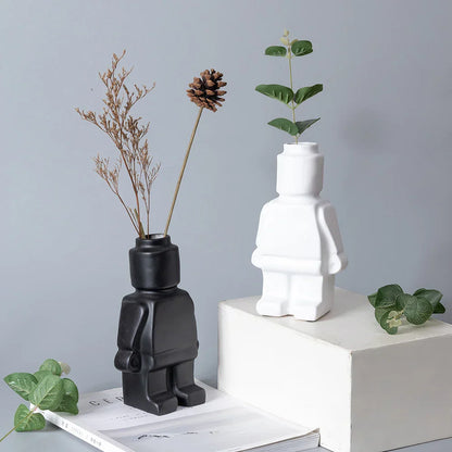 Royelux Nordic Keramisk Robot Vas - Lekfull Modern Dekoration | Veska
