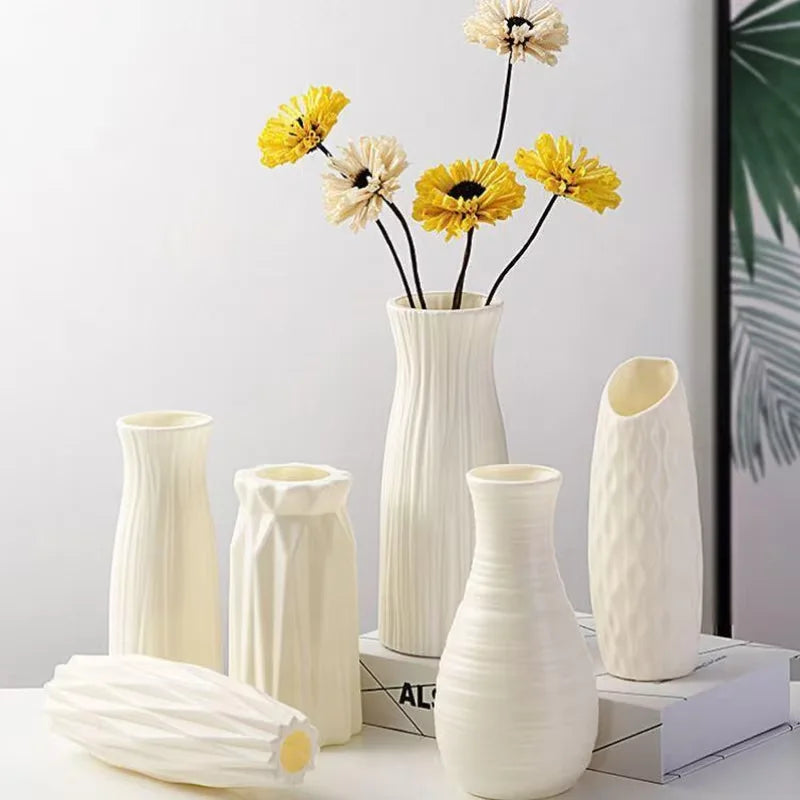 Royelux Nordic PlastVeskaomkruka - Minimalistisk Elegans för Hemmet | Veska