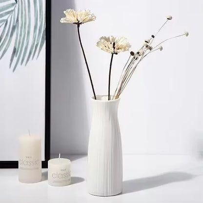 Royelux Nordic PlastVeskaomkruka - Minimalistisk Elegans för Hemmet | Veska 1