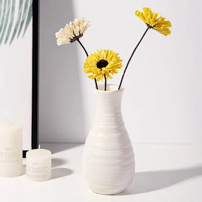 Royelux Nordic PlastVeskaomkruka - Minimalistisk Elegans för Hemmet | Veska 2