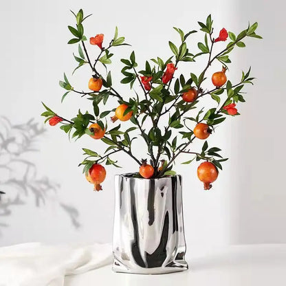 Royelux Silver Ruffle Plate Ceramic Vase Elegans Omdefinierad | Veska