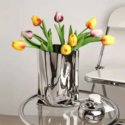 Royelux Silver Ruffle Plate Ceramic Vase Elegans Omdefinierad | Veska