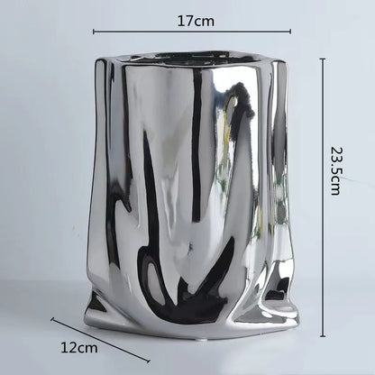 Royelux Silver Ruffle Plate Ceramic Vase Elegans Omdefinierad | Veska