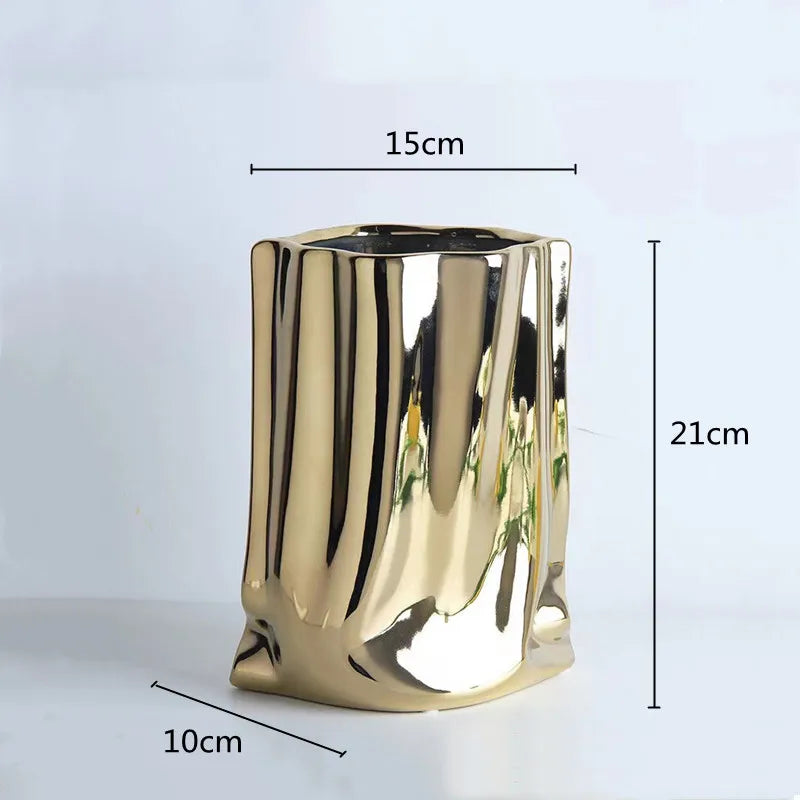 Royelux Silver Ruffle Plate Ceramic Vase Elegans Omdefinierad | Veska