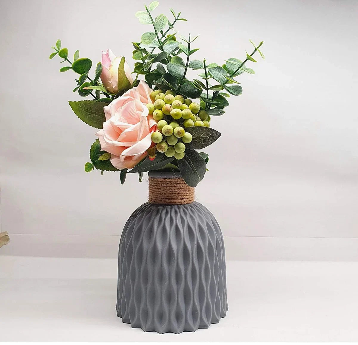 Royelux Vattenvåg Plastvase - Modern Nordisk Elegans | Veska Svart