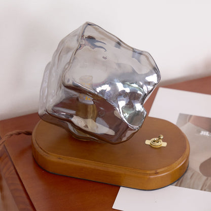 RusticLume – Amber Glas och Trä Bordslampa | Veska
