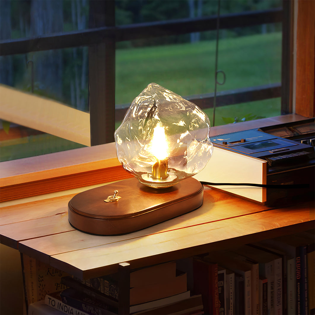 RusticLume – Amber Glas och Trä Bordslampa | Veska