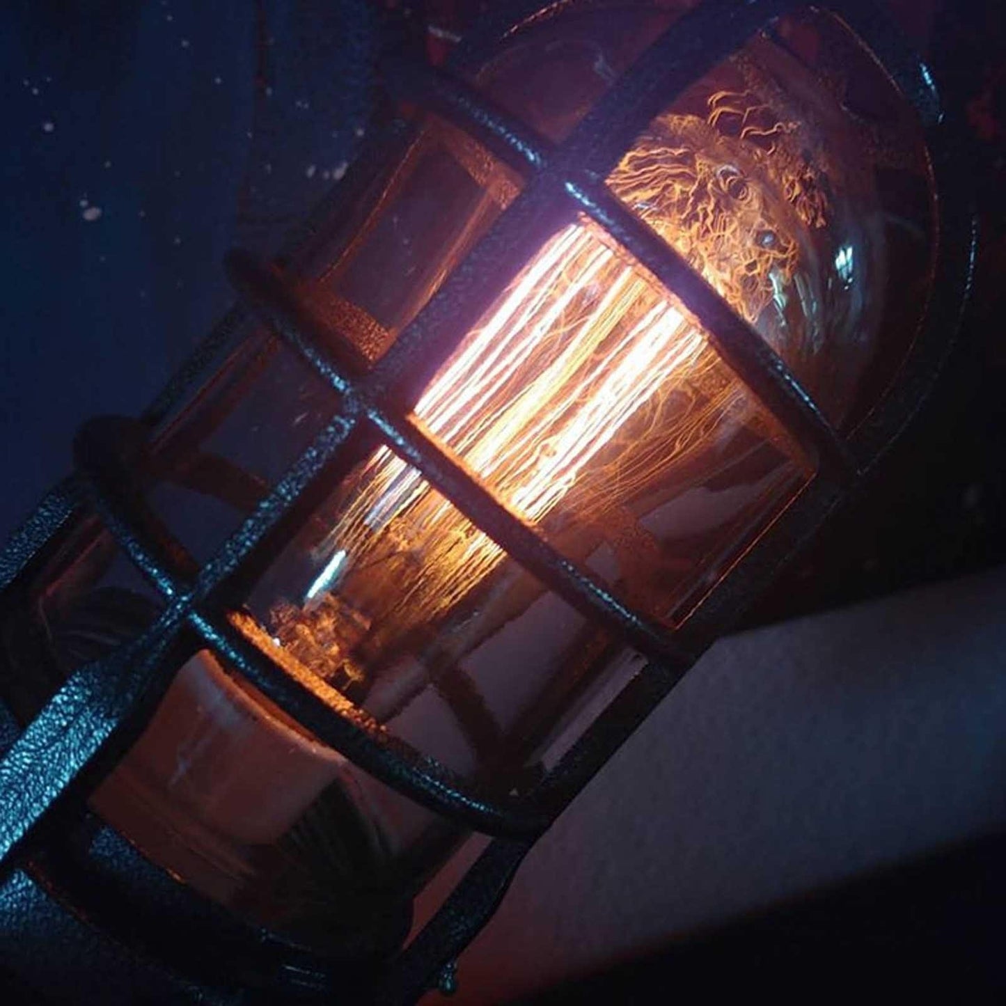 Rymdskepp Industrivintage Lampa | Veska