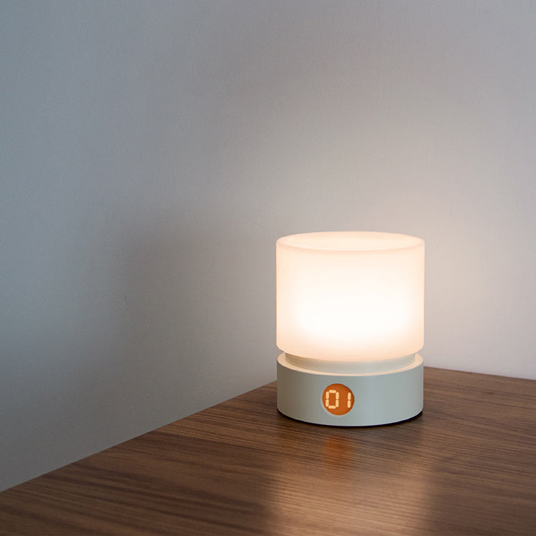 Samtida nordisk timer uppladdningsbar ABS HIPS silikon cylinder LED bordslampa nattlampa för nattygsbord | Veska
