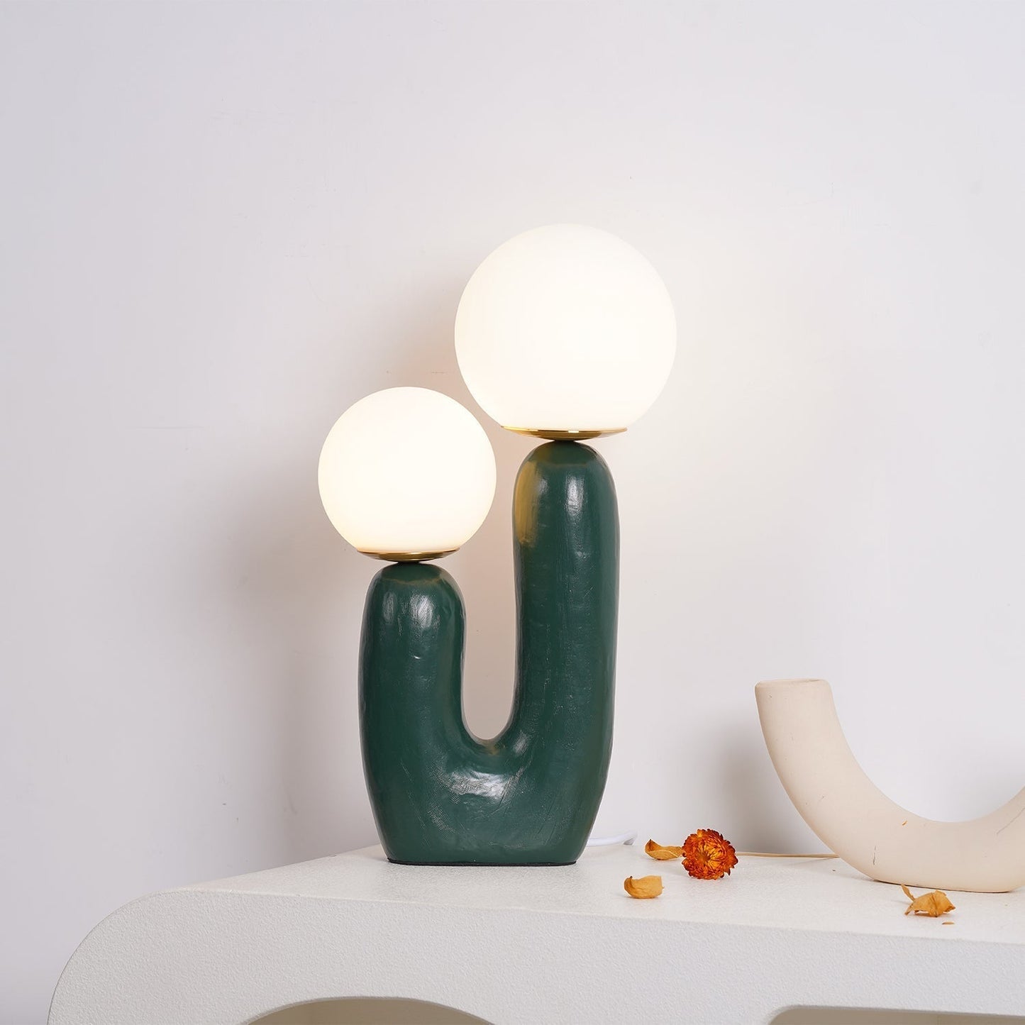 Samtida stil bordslampa med naturlig accent | Veska Grön