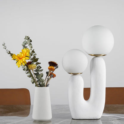 Samtida stil bordslampa med naturlig accent | Veska