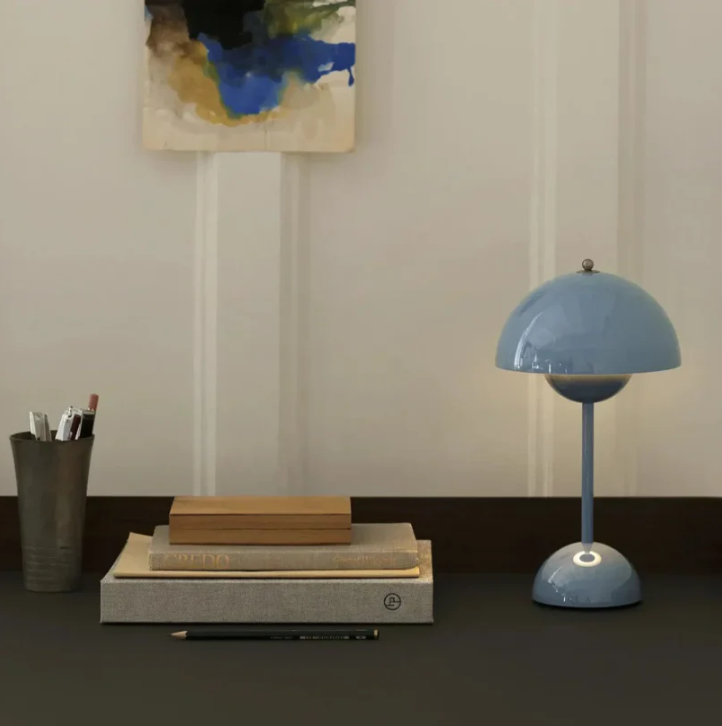 Samtida Touch Bordslampa | Veska Ljusblå