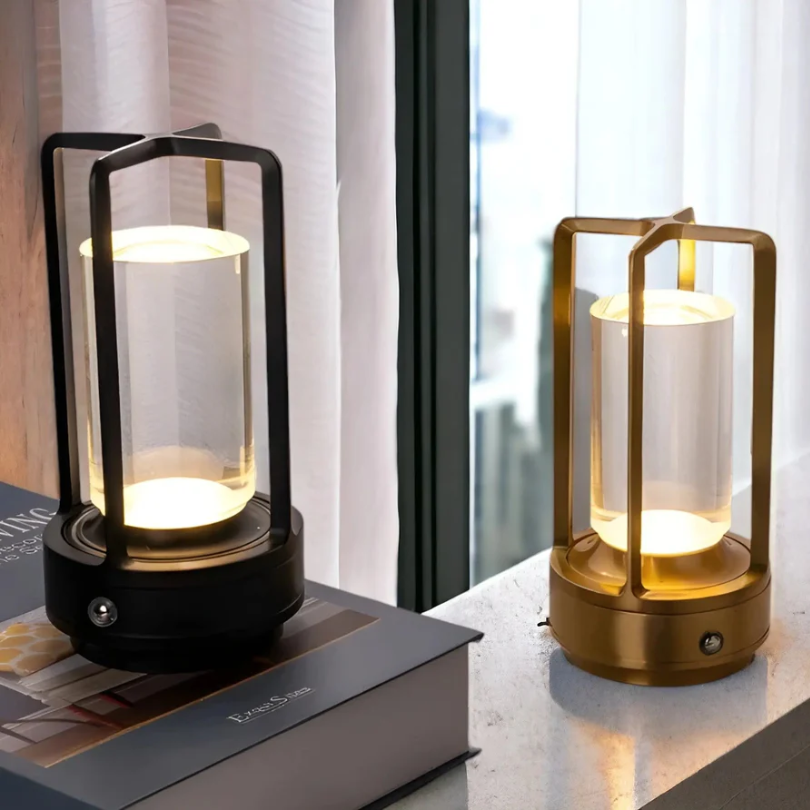 Skandinavisk trådlös LED-bordslampa - NordicaGlow | Veska Guld