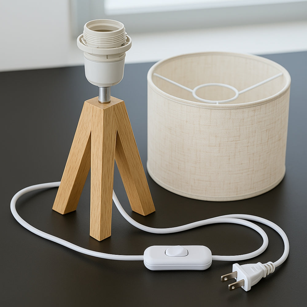 Solara Minimalist Tripod Bordslampa | Veska