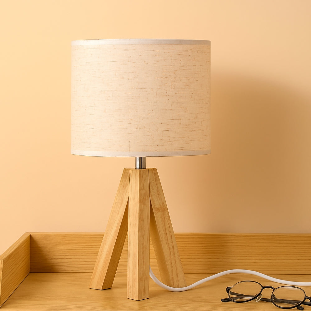 Solara Minimalist Tripod Bordslampa | Veska
