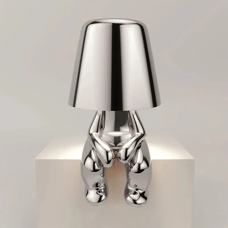 Speciell bordslampa med en trivsam atmosfär | Veska Lampa – Silver Hugo