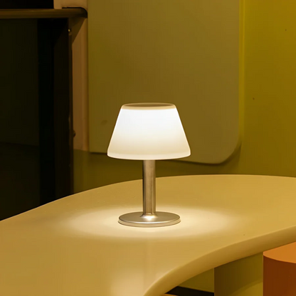 Stilig Solenergi Bordslampa - SolarLuxe | Veska