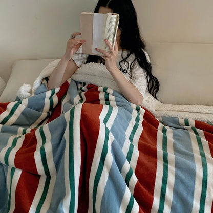 Stripe Sofa Throw | Veska Blå med röd rand