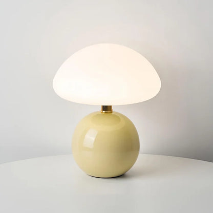 Svamformad Bordslampa – Elegant Fransk Grädd-lampa för ett Mysigt Sovrum | Veska Beige