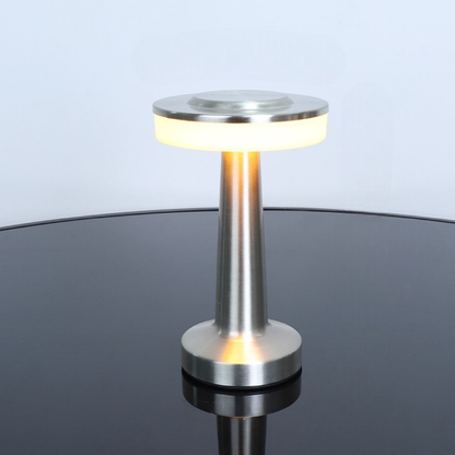 Svart LED-bordslampa med metallfinish – Modern belysning för vardagsrum och kontor, Varmt ljus | Veska Silver